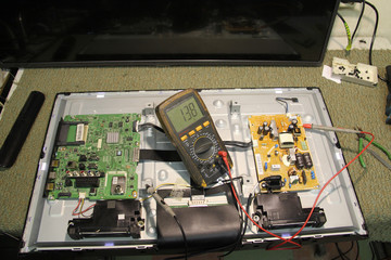 Technologies. Diagnostics and repair of the computer Board of the electronic device of the liquid...
