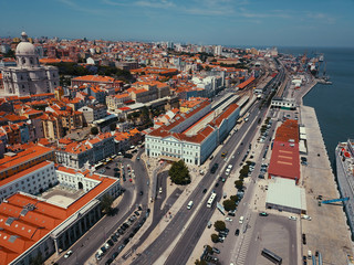 リスボンの旧市街の空撮