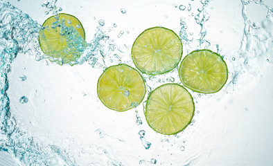 Limes Water Splash