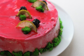 cake with strawberries and cream