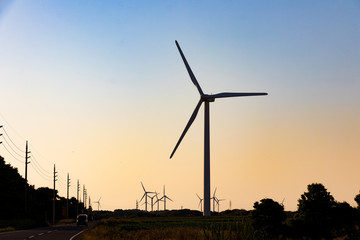 風車のある風景　日本　風力発電