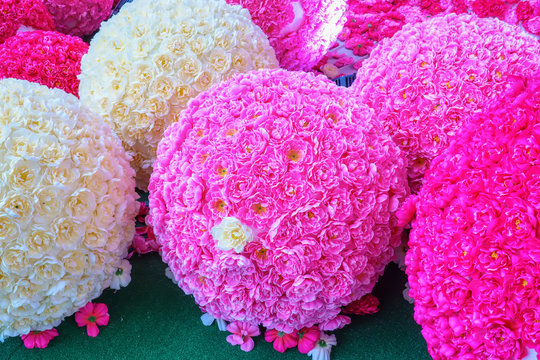 Artificial flowers is maked by hand. It's decoration