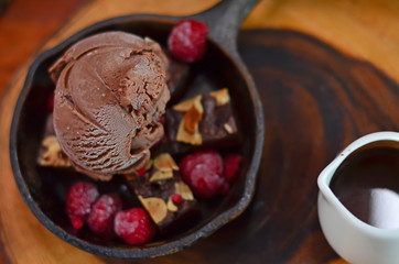 Chocolate ice-cream with chocolate brownies