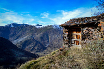 Little house on the mountain