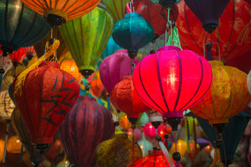 Fototapeta na wymiar Vietnamese Chinese lanterns