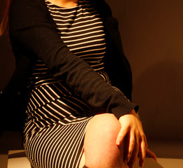 Chica joven en una sesión de moda