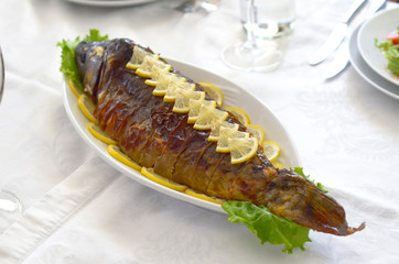 fish baked with lemon