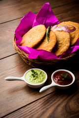 Shegaon or Rajasthani Kachori served with green Chutney and tomato ketchup