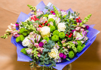  РУССКИЙ яркий букет цветов 18 / 10000 АНГЛИЙСКИЙ Перевести вGoogleBing bright bouquet of flowers