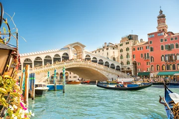 Poster Im Rahmen Rialtobrücke am Canal Grande in Venedig © Pavlo Vakhrushev