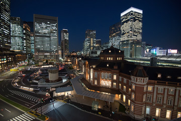 Tokyo station by night