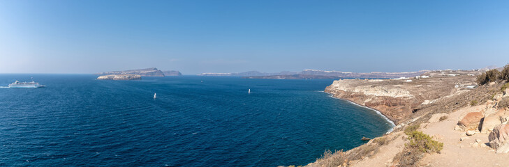 Fototapeta na wymiar Akrotiri lighthouse - Santorini Cyclades island - Aegean sea - Greece