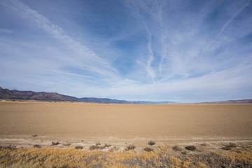 Fototapeta na wymiar Middle Alkali Dry Lake Bed in Cedarville California
