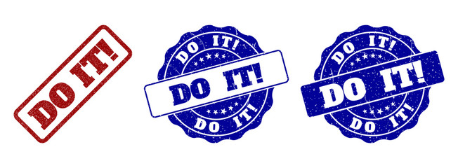 DO IT! scratched stamp seals in red and blue colors. Vector DO IT! labels with draft style. Graphic elements are rounded rectangles, rosettes, circles and text titles.