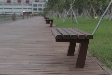 the profile of a wooden bench