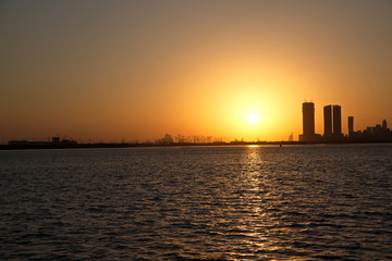 Naklejka premium Dubai slyline from Dubai Creek Harbour and Dubai canal to Downtown and Business Bay, United Arab Emirates