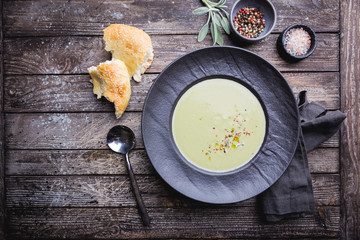 Broccoli cream soup