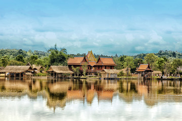 Fototapeta premium Ancient Thai house on the river.