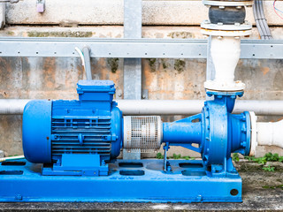 pump for high flow water circulation in a small industrial cooling circuit