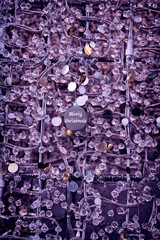 FELIZ NAVIDAD Y LUCES MORADAS