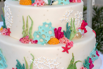 cake design marine sea corals and fish style