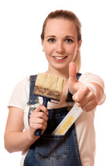 Junge Frau mit Pinsel 