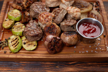 Pork medalions with zucchini