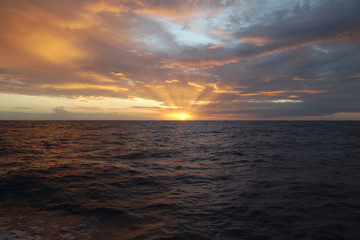 Obraz premium 3085 Sunset during Atlantic Ocean crossing