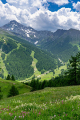 Obraz premium Mountain landscape along the road to Colle dell'Assietta