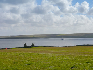 Ferry arriving on Unst in Shetland © Elisabeth 