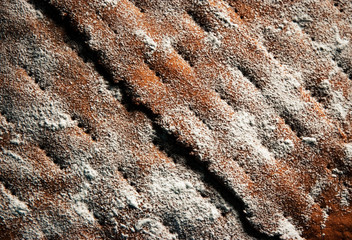 the surface of the baked cake and the sugar