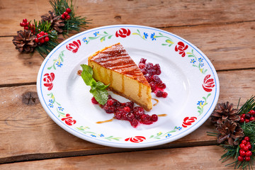 pumpkin cake with berries