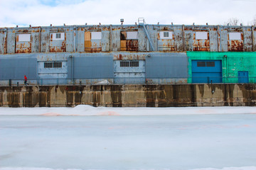 Fototapeta na wymiar old port in winter