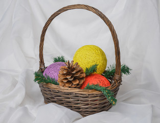 Шары в корзине