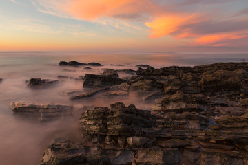 Obraz premium Look at the beach at Bidart, really nice rocky beach next to Biarritz at the Basque Country.