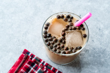 Homemade Milk Bubble Tea with Tapioca Pearls