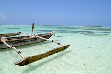 dhow am strand sansibar