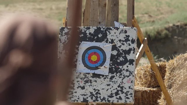 archery hit the target