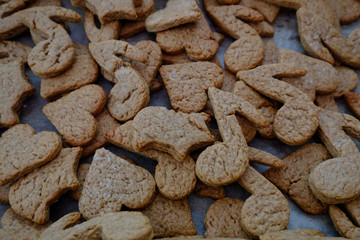 Leckere Weihnachtskekse aus dem Backofen 