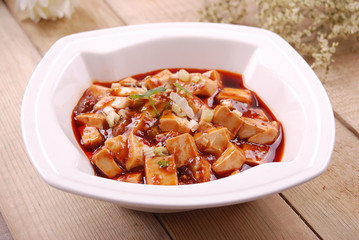 Stewed beancurd with minced pork in pepper sauce