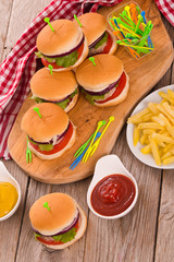 Mini burgers.