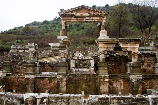 Rovine dell'antica citt&agrave; di Efeso, Turchia