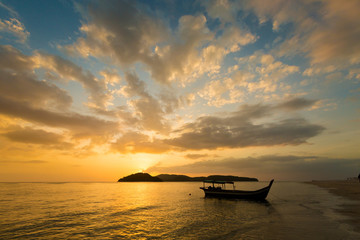 Fototapeta na wymiar Pantai Cenang beach Langkawi sunset