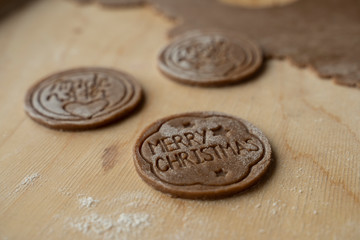 Piernik z napisem Merry Christmas, made with love