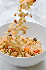 朝の食卓　グラノーラ