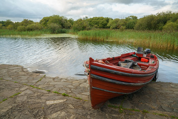 Obraz premium boat on the lake