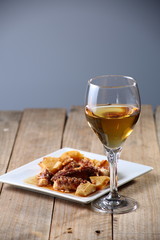 bodegón de comida y bebida