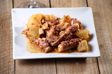 bodegón de comida y bebida