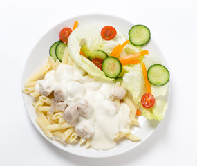 Chicken and pasta with white sauce