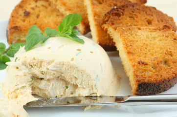 chicken meat pate with garlic bread